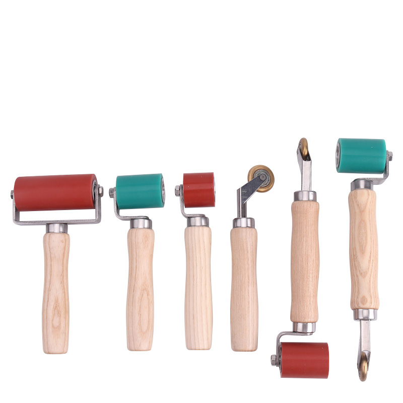 أسطوانة ضغط يدوية من السيليكون - مراجعة Leatherwork Roller وسعره