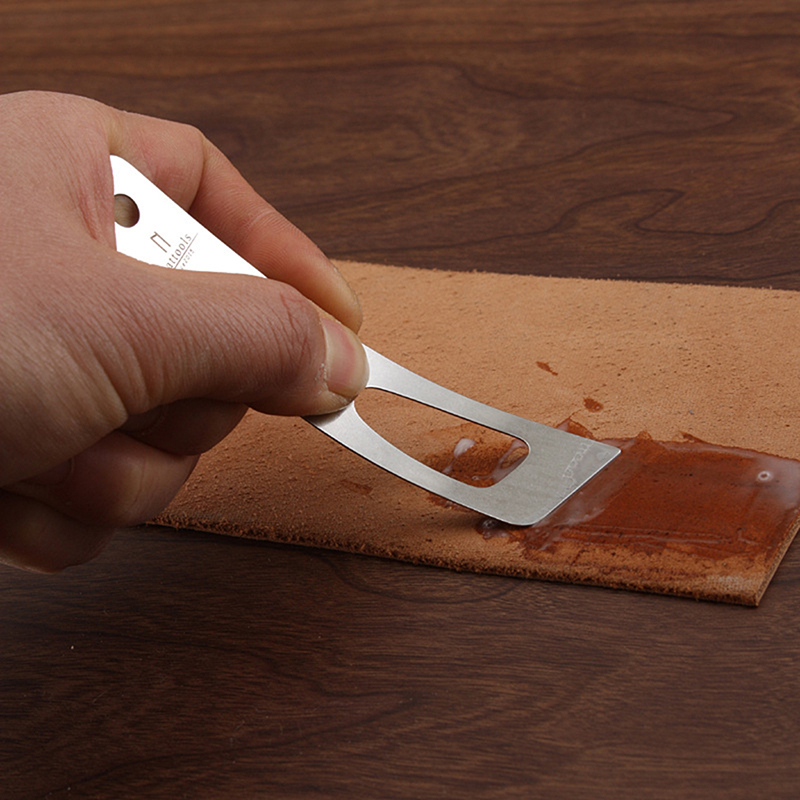 الفولاذ المقاوم للصدأ الجلود ا - مراجعة Leatherwork Accessories وسعره